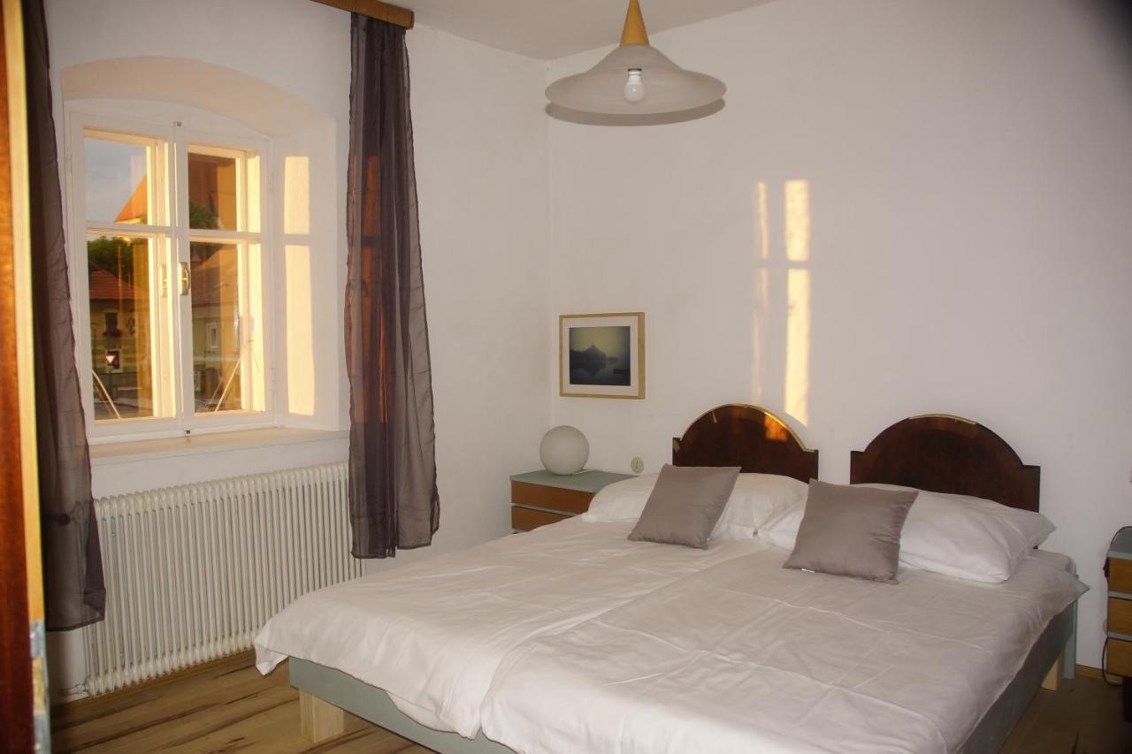 Vintage 2 Ferienwohnung Fuer 2-3-4 Schörfling Esterno foto
